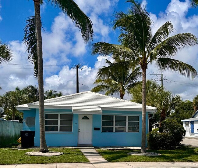 property at 303 S L St