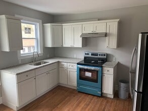 238 South St in Southbridge, MA - Building Photo - Building Photo