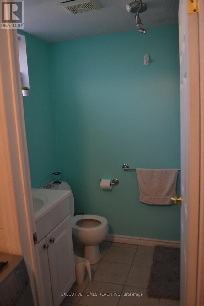 1165 Ogden Ave in Mississauga, ON - Building Photo - Building Photo