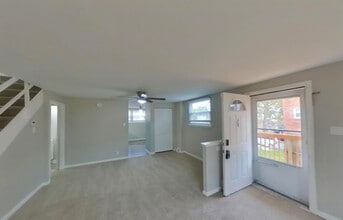 136 Crum Creek Dr in Woodlyn, PA - Building Photo - Building Photo