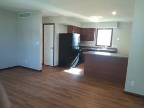 101 S 4th Ave in Huxley, IA - Building Photo - Building Photo