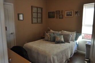 223 N 9th St, Unit 2 bedroom in Columbia, MO - Foto de edificio - Building Photo
