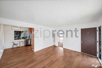 2458 Normandie Ave in Los Angeles, CA - Building Photo - Building Photo