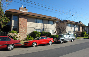 14-30 Fairfax St in San Rafael, CA - Building Photo - Building Photo