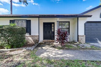 10460 Roxbury Ln in Jacksonville, FL - Building Photo - Building Photo