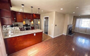 1936 Shoreview Ave in San Mateo, CA - Building Photo - Building Photo