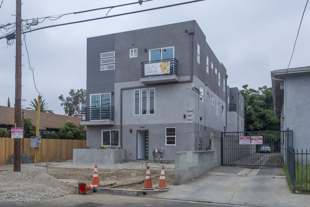 5649 Klump Ave in North Hollywood, CA - Building Photo