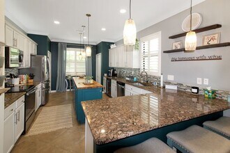 12655 Canavese Ln, Unit Canavese Ln, 12655 in Venice, FL - Building Photo - Building Photo