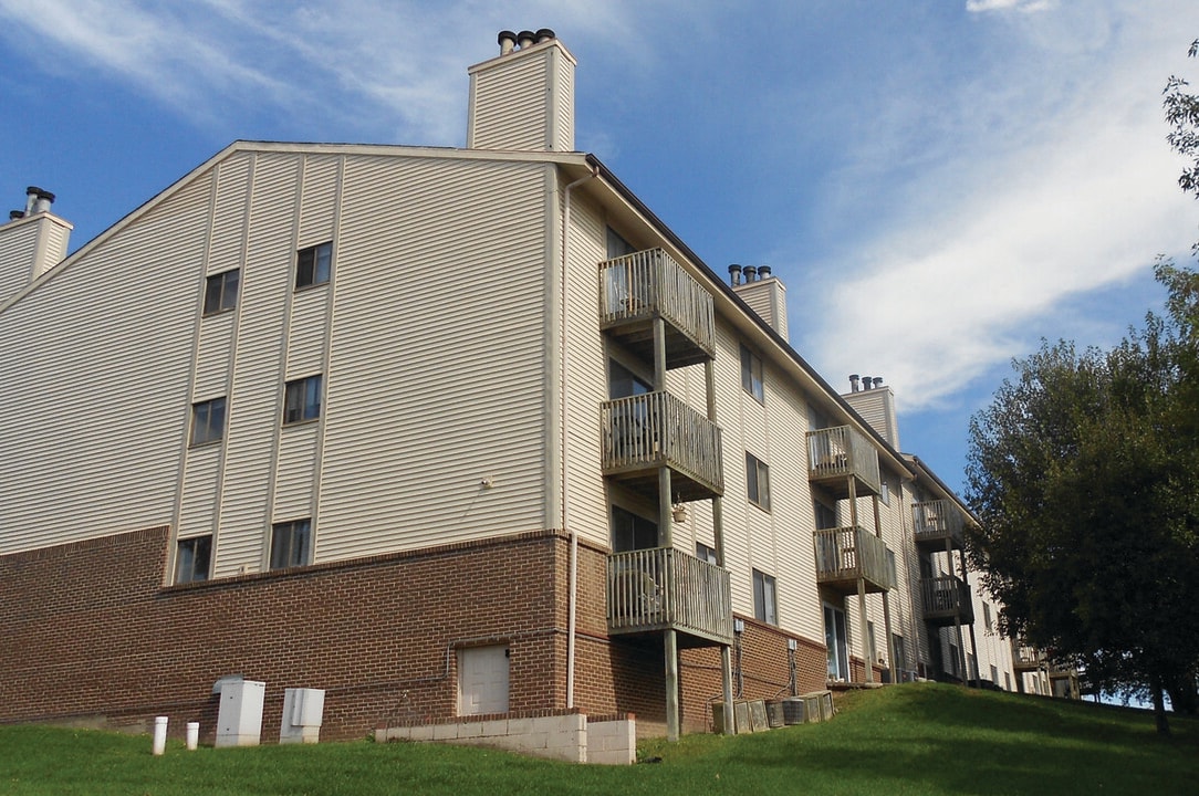 Wheaten Place in Omaha, NE - Foto de edificio