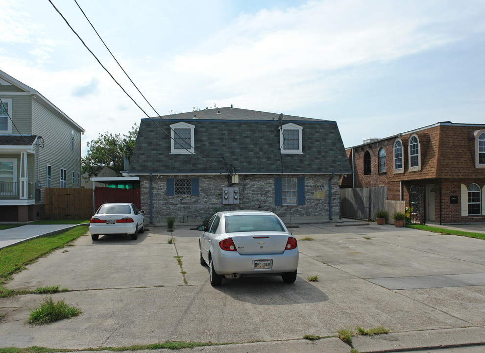 4416 Sonfield St in Metairie, LA - Foto de edificio