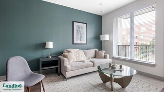 1950 Winrock Blvd in Houston, TX - Building Photo