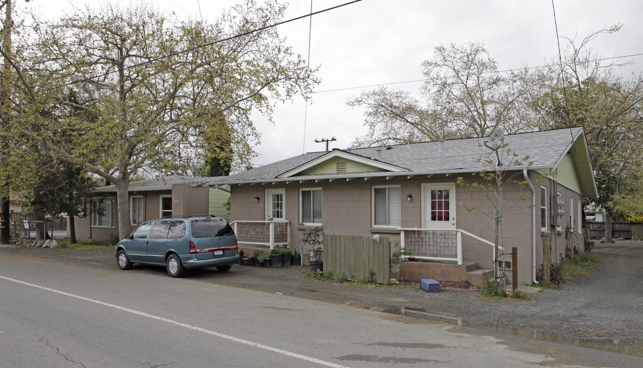 1701 Lake St in Calistoga, CA - Foto de edificio