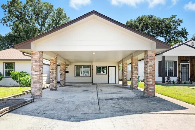 5022 Balkin St in Houston, TX - Building Photo - Building Photo