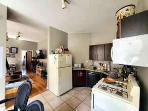 731 N Noble St in Chicago, IL - Building Photo - Building Photo
