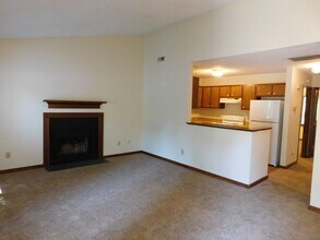 1563 College Way in New Bern, NC - Building Photo - Building Photo