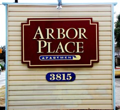 Arbor Place in San Antonio, TX - Building Photo - Building Photo