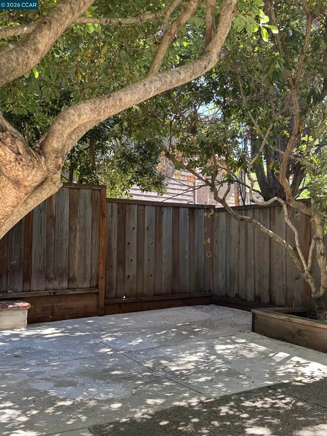 13 Oak Brook Pl in Pleasant Hill, CA - Building Photo - Building Photo