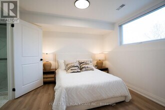 5 Hopperton Dr in Toronto, ON - Building Photo - Building Photo