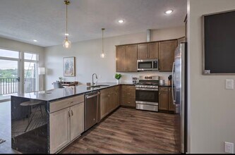 630 N 46th in Omaha, NE - Building Photo - Building Photo