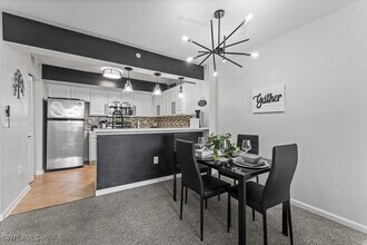 4109 Residence Drive in Ft. Myers, FL - Building Photo - Building Photo