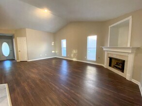 4235 Triple Crown Loop S in Southaven, MS - Building Photo - Building Photo