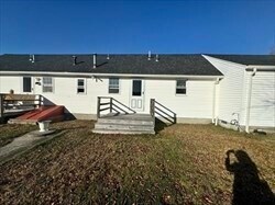 2667 Cranberry Hwy in Wareham, MA - Building Photo - Building Photo
