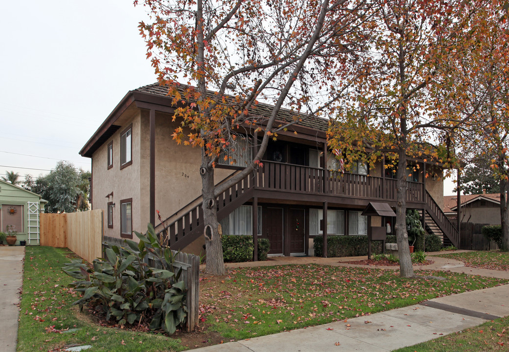 209 Garrett Ave in Chula Vista, CA - Building Photo