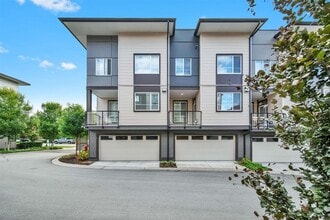 7288-7188 188 St in Surrey, BC - Building Photo - Building Photo