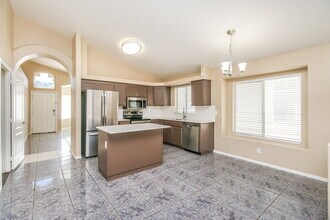 832 E Baylor Ln in Chandler, AZ - Foto de edificio - Building Photo