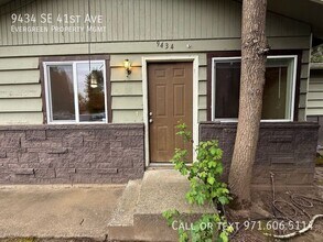 9434 SE 41st Ave in Milwaukie, OR - Building Photo - Building Photo