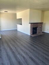 142 14th St, Unit B in Seal Beach, CA - Building Photo - Building Photo