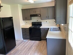 627 Wilderness Trl in Columbia, TN - Building Photo - Building Photo