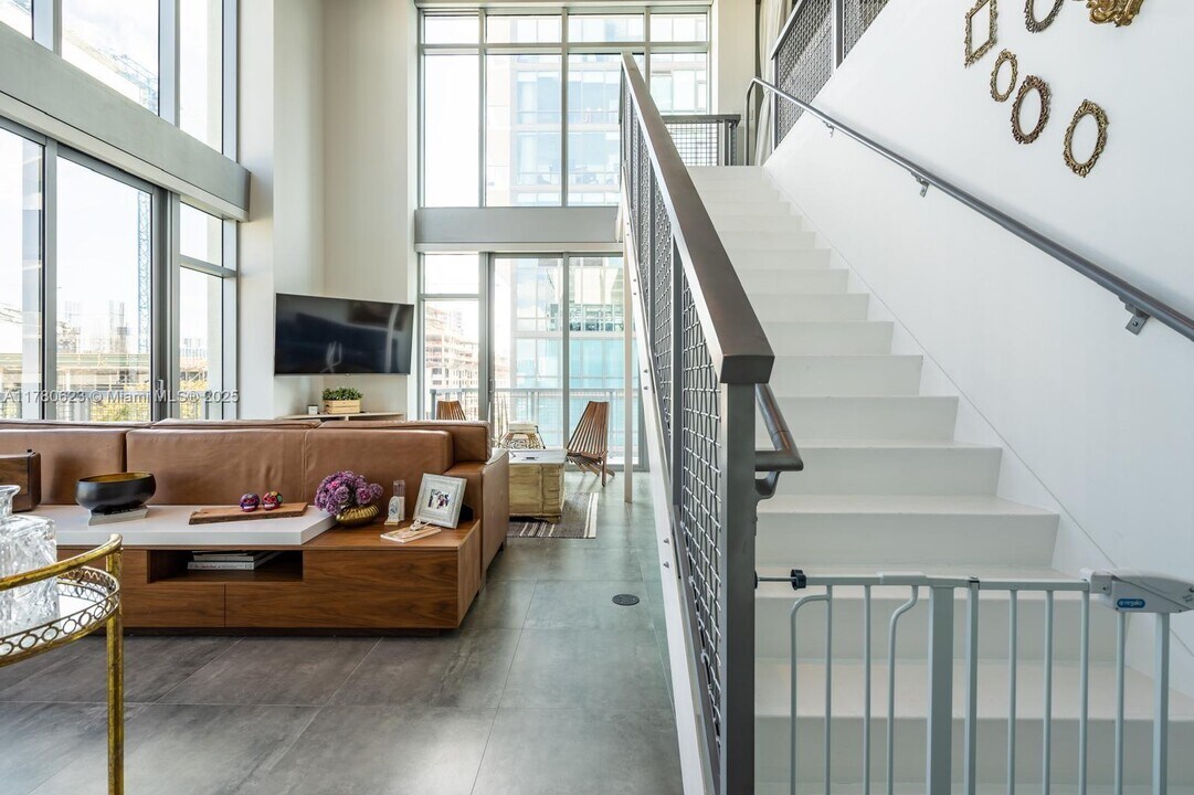 3301 NE 1st Ave, Unit 11 in Miami, FL - Building Photo