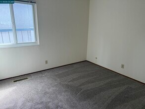 585 Mt Dell Dr in Clayton, CA - Building Photo - Building Photo