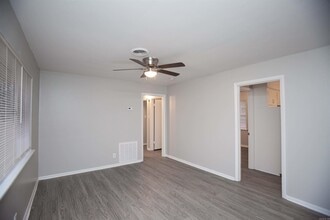 18 Michaels St in Little Rock, AR - Building Photo - Building Photo