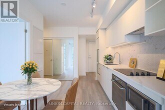 82-1582 Dalhousie St in Toronto, ON - Building Photo - Building Photo