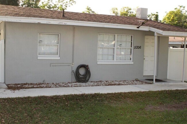 5206 Seminole Ave in Winter Park, FL - Building Photo - Building Photo