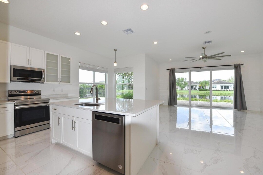 9589 Highland Pointe Pass in Delray Beach, FL - Building Photo