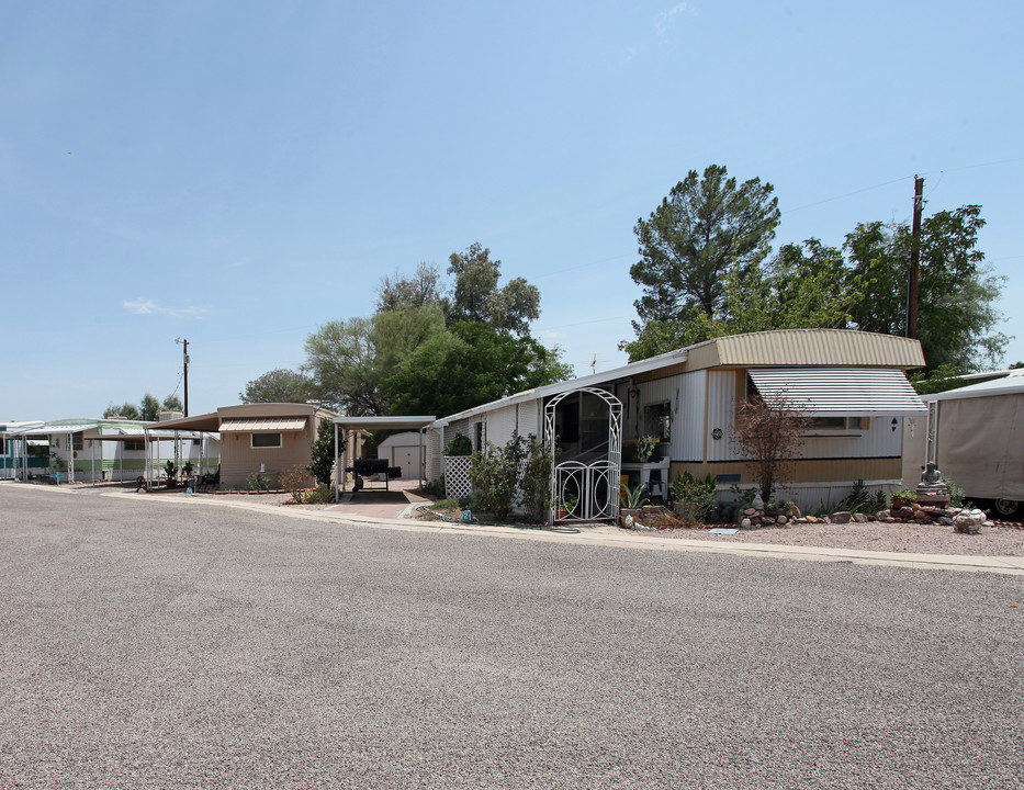 Noblesse Oblige M.H.Estates in Tucson, AZ - Building Photo