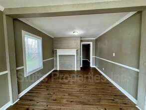 507 Pittsburgh Ave in Sheffield, AL - Foto de edificio - Building Photo