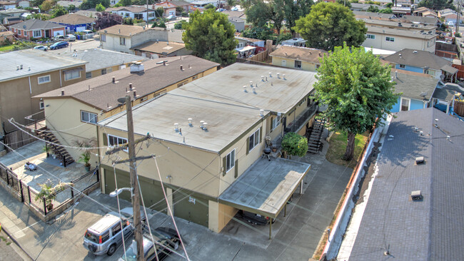 1410 Sutter Ave in San Pablo, CA - Building Photo - Building Photo