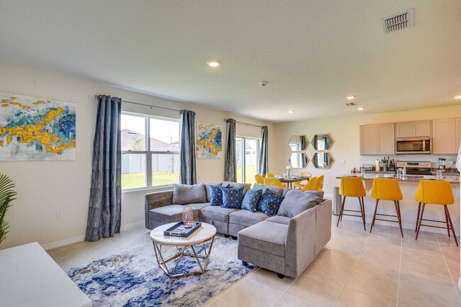 1133 Torrente Ln