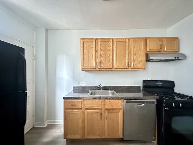 7000 N Paulina St in Chicago, IL - Building Photo - Building Photo