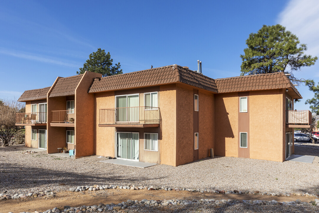 Via in Albuquerque, NM - Foto de edificio