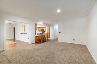 119 Dellwood Dr in Longwood, FL - Building Photo - Building Photo