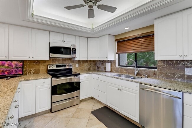 property at 4811 S Landings Dr