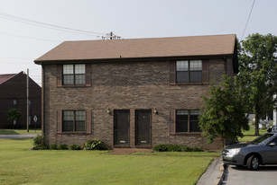 300 McClain Ave in Lebanon, TN - Building Photo