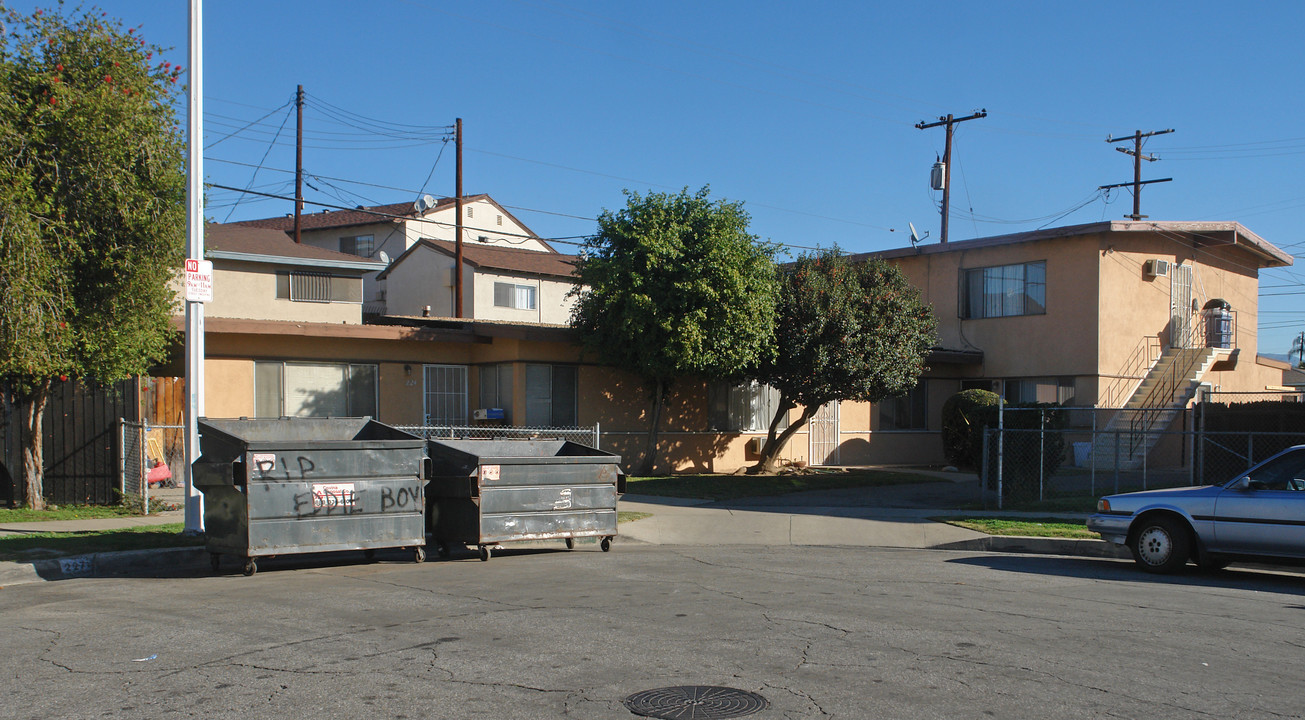 224 Vecino Dr in Covina, CA - Building Photo