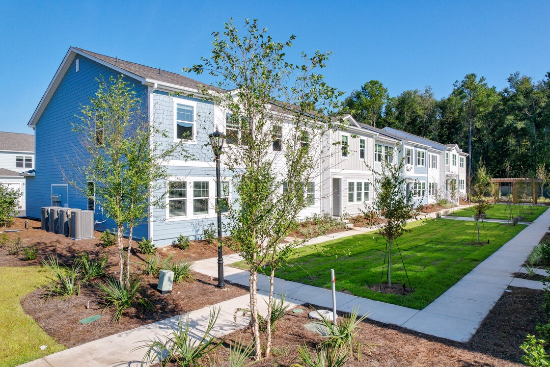 Covey Homes Clements Ferry in Charleston, SC - Building Photo