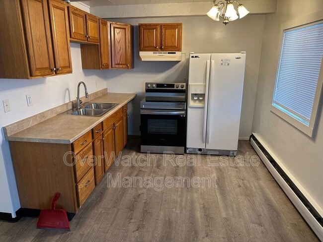 5130 Taku Dr in Anchorage, AK - Building Photo - Building Photo